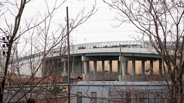 The new 69th Street Bridge carries road traffic over six freight lines and future NJ Transit North Branch service.