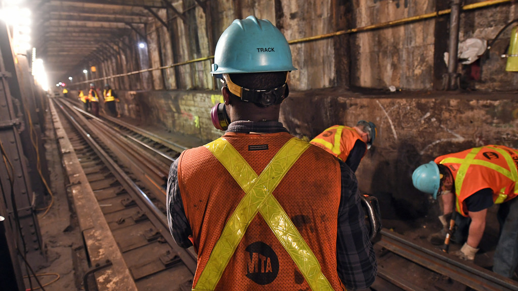 An MTA track crew near 18 St. in November 2017 performing work to support MTA's Subway Action Plan.