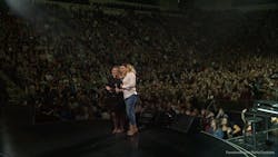 Singer Kelly Clarkson is recognizing Milwaukee County Transit System Driver Natalie Barnes for her kindness and remarkable compassion. Singer Kelly Clarkson is recognizing Milwaukee County Transit System Driver Natalie Barnes for her kindness and remarkable compassion.