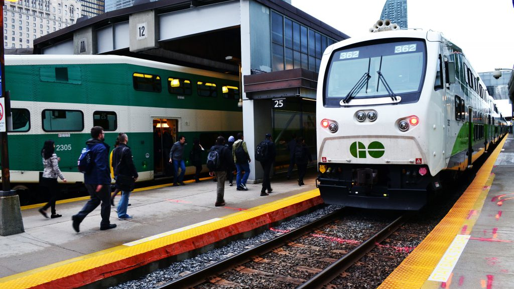 Go Train Canada Infrastructure Bank 5cf1993d7f331