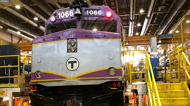 Mbta Commuter Rail F40 Intheshop Credit M Wanek Libman 5ccf67be15a58
