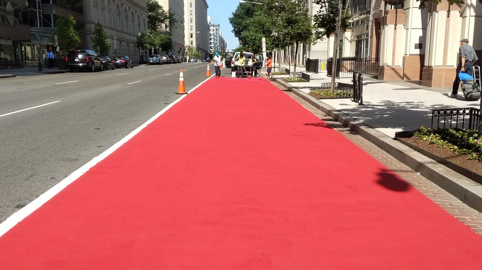 High Vis Bus Lane Ddot