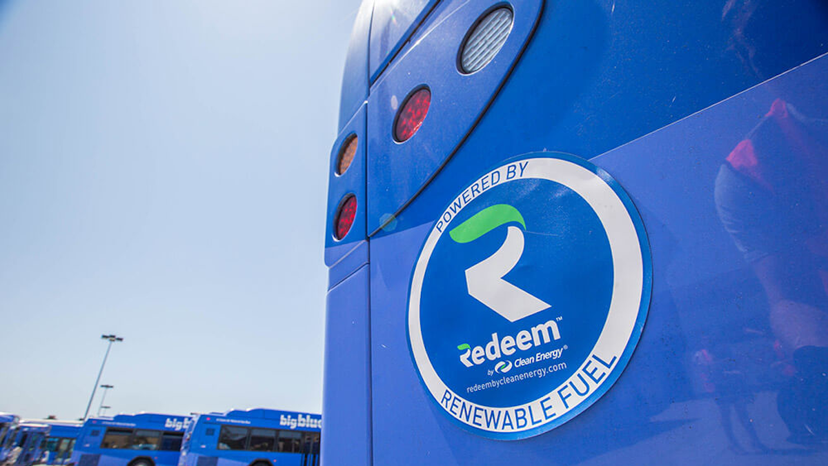 Renewable Natural Gas Continues To Move Passengers On The Big Blue Bus And At Lax Mass Transit