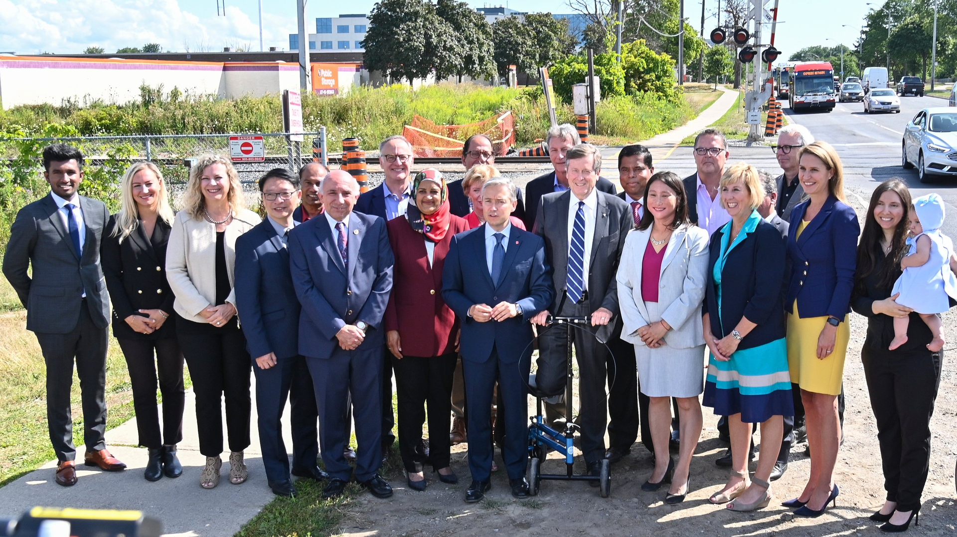 Infrastructure Canada 5d65551f03daf