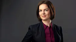 Aline Frantzen Headshot W800 H800
