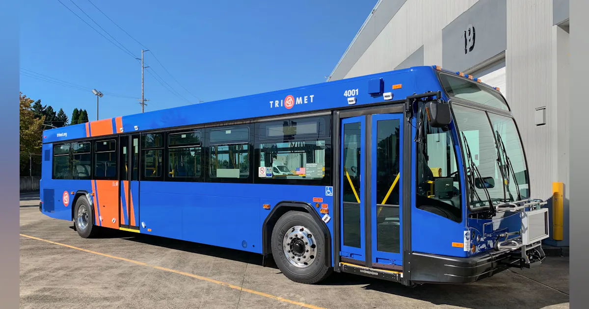 Trimet 2201 TriMet’s bus fleet expands with the addition of 71 new buses | Mass Transit