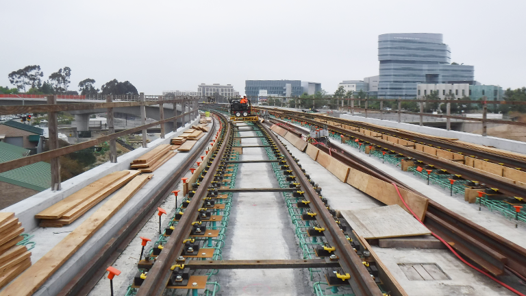 Safety M linger Df Const Va Station Credit Mid Coast Transit Corridor 5dc5a476eac2f