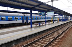 Xtreme High Bright Outdoor Displays Application Image Mass Transit 5dd7110565b41 Xtreme High Bright Outdoor Displays Application Image Mass Transit 5dd7110565b41