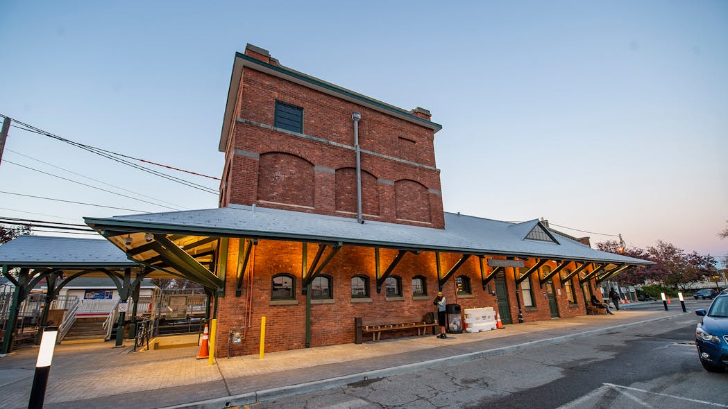Upgrades to the Farmingdale Station on the Ronkonkoma Branch were completed in April 2019.