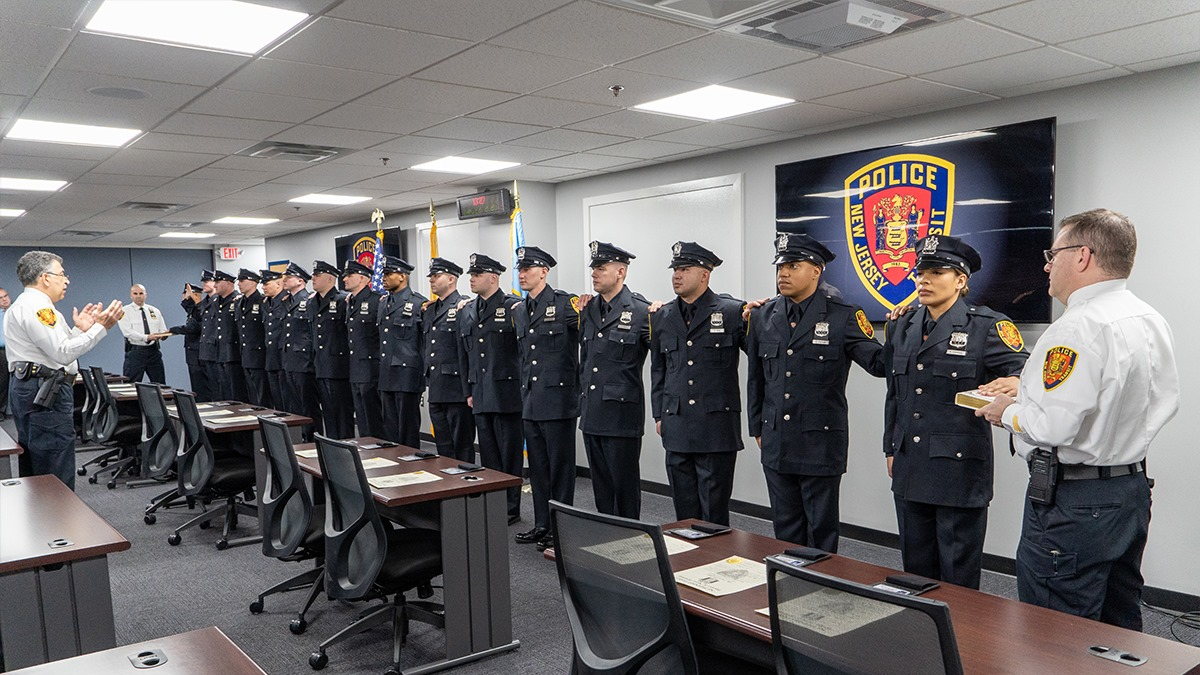 NJ Transit 16 new police recruits Mass Transit