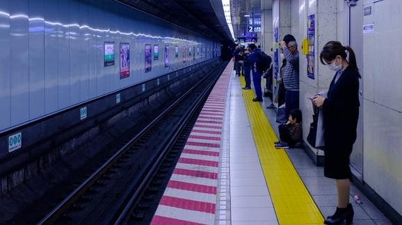 John Applese Unsplash