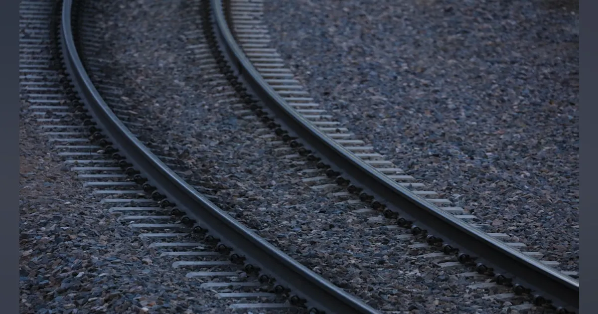 Train Rails Rfa FRA opens $311.8 million CRISI funding opportunity for rail projects ...