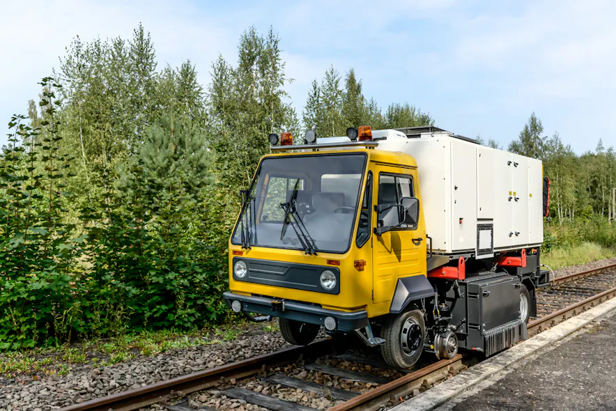 The Harsco Rail by Möser Road/Rail Grinding Machine Ro-V 149 | Mass Transit