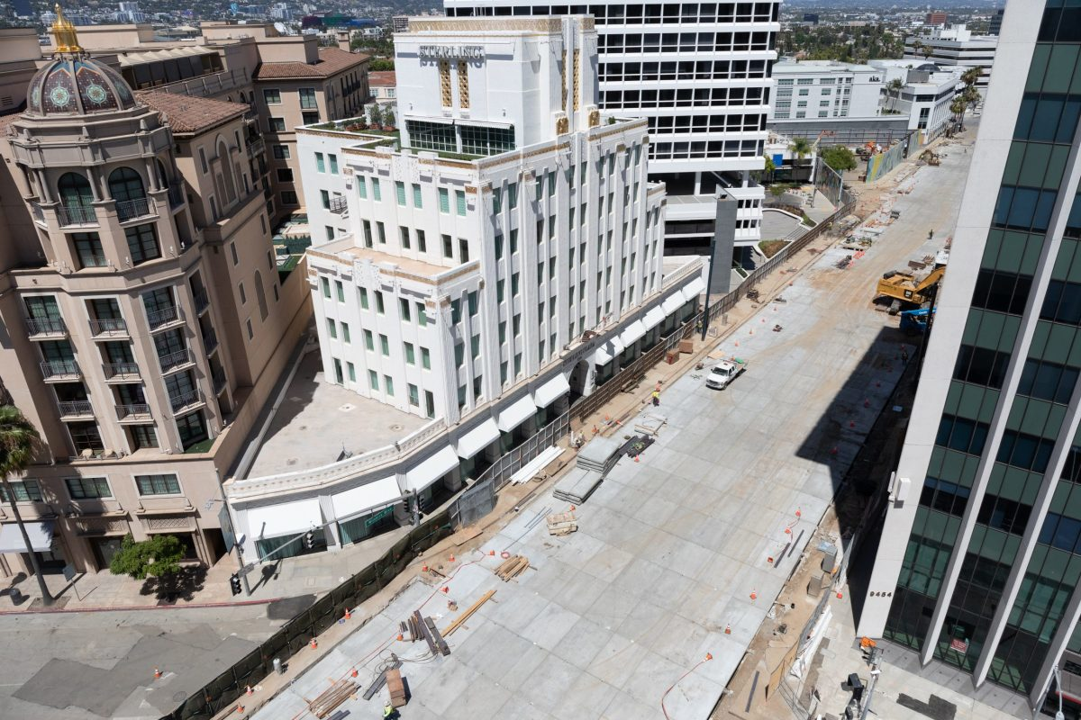 L.A. Metro&rsquo;s contractor accelerated the installation of hundreds of steel beams called piles below Wilshire Boulevard.