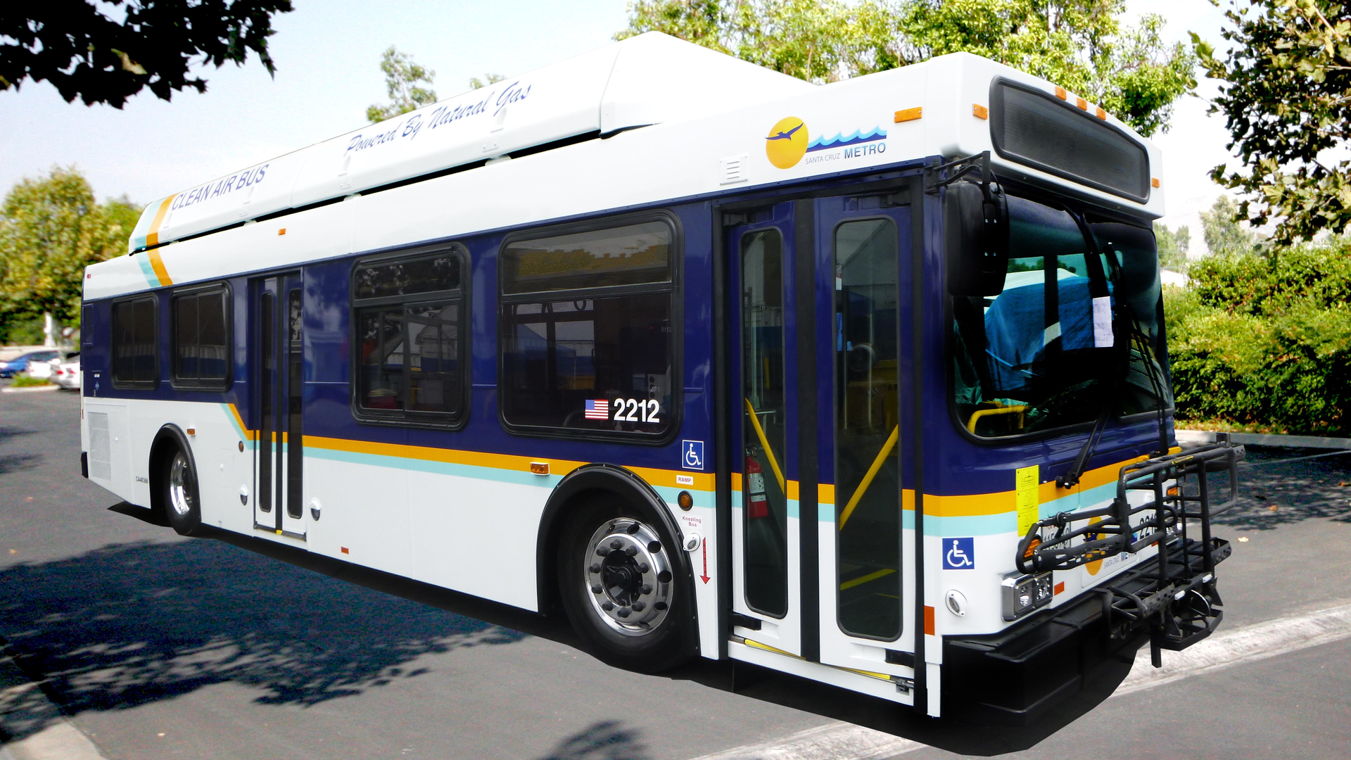 CCW completes the refurbishment of four Santa Cruz Metro buses.
