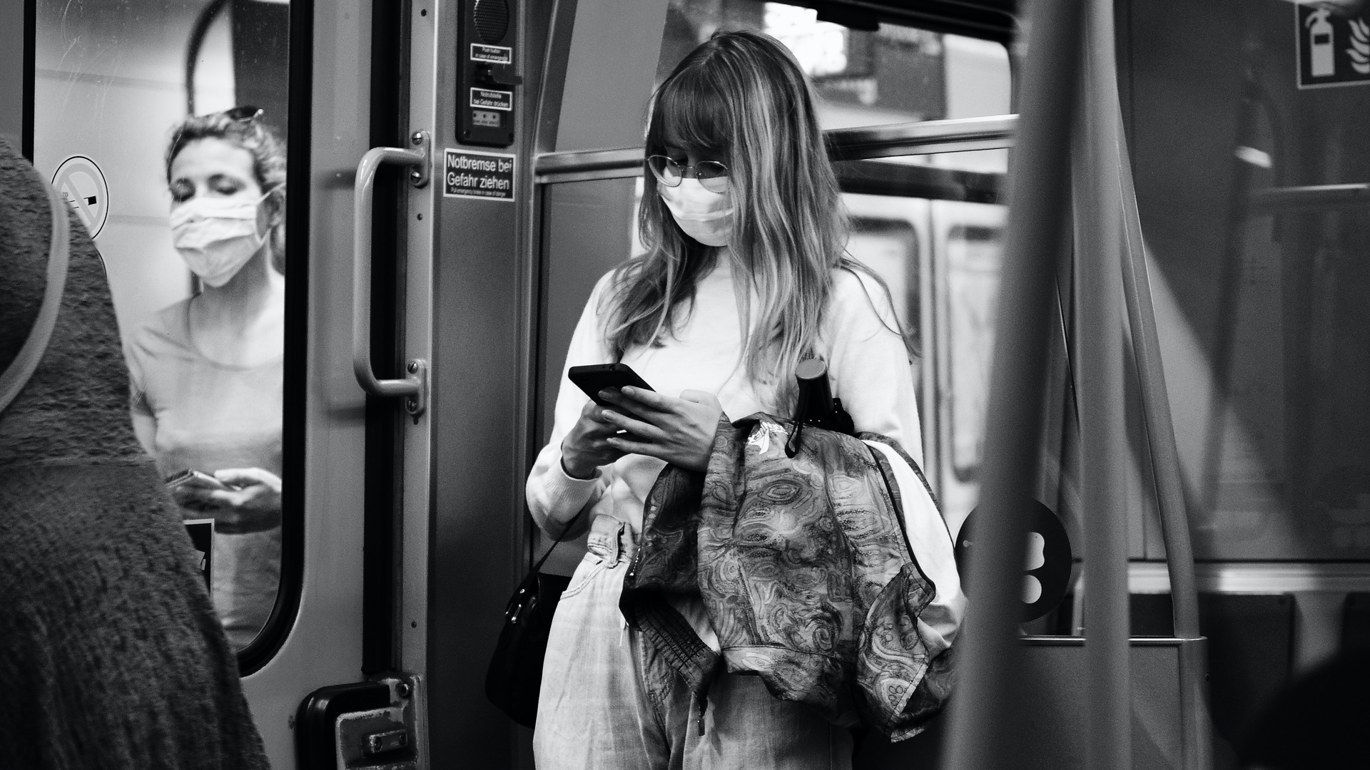 Philipp Meiners Unsplash Mask Commuter