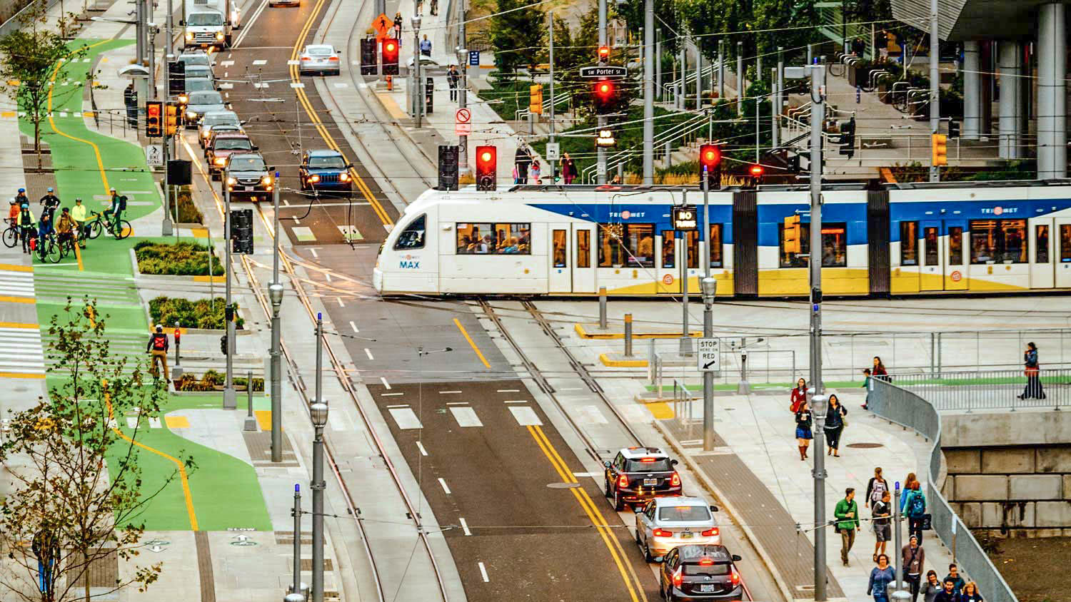 Intersection wins exclusive advertising partnership with TriMet Mass