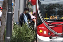 La Metro 5f492bec5ebce La Metro 5f492bec5ebce