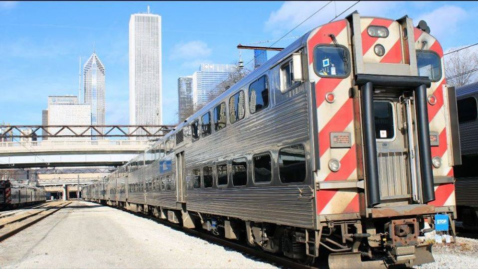 electric train working