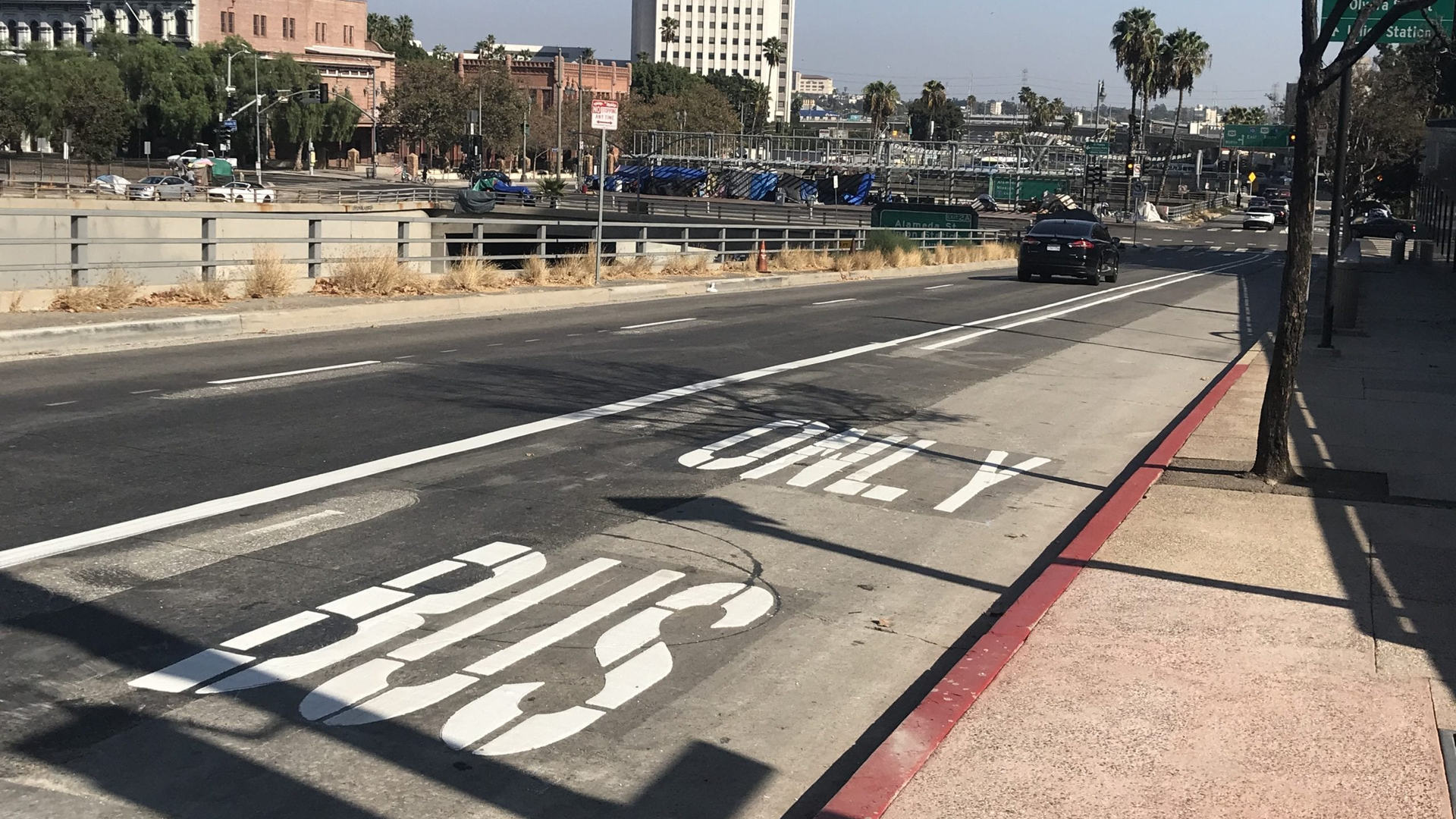 La Metro 5f7c948c788ec