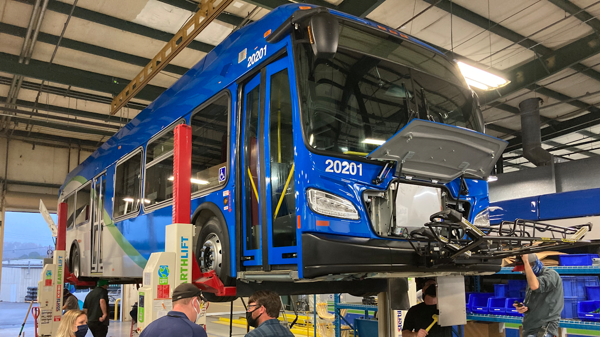 Lane Transit District’s new electric buses on schedule Mass Transit