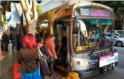 La Metro This One 5fcfb502e345a La Metro This One 5fcfb502e345a