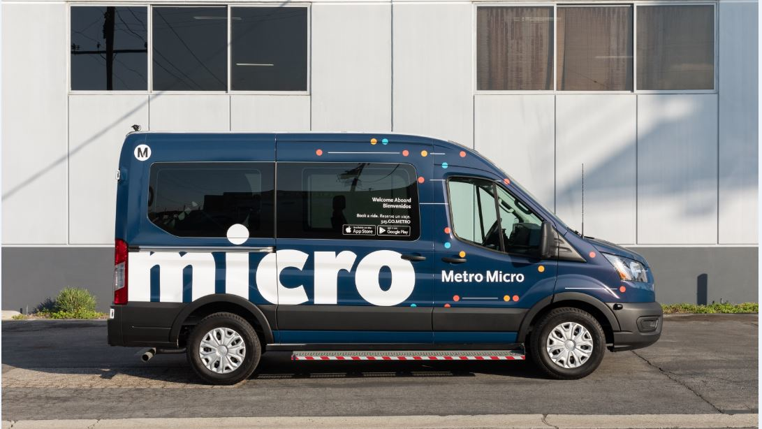 La Metro 600b05d3c0f79