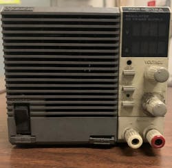 The culprit of the March 3 subway train control system failure, an old power supply. The culprit of the March 3 subway train control system failure, an old power supply.