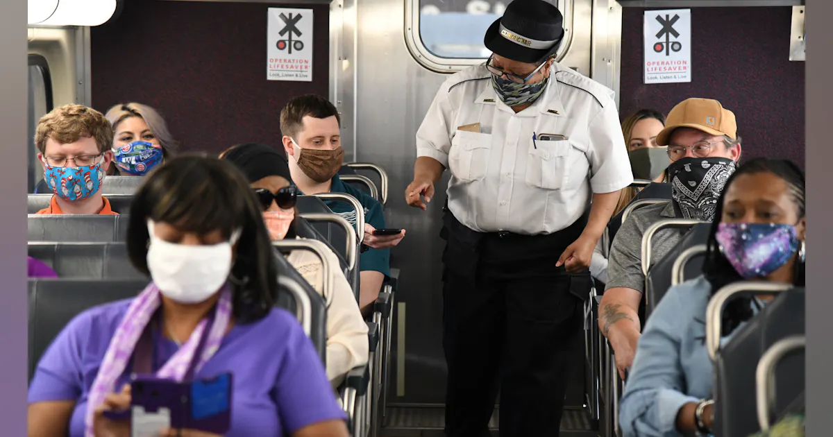 Metra plans service enhancements as ridership returns from pandemic ...