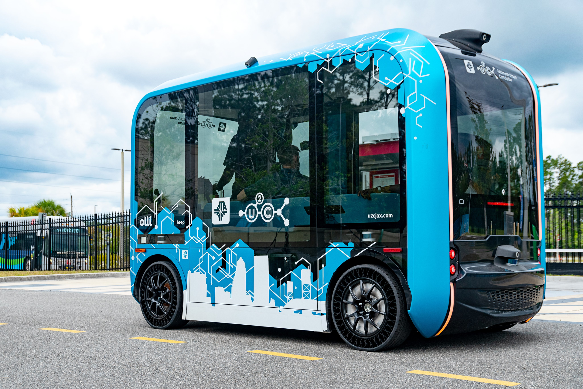 Ollie 2.0 autonomous vehicle being tested by JTA with Goodyear's NPT tires.