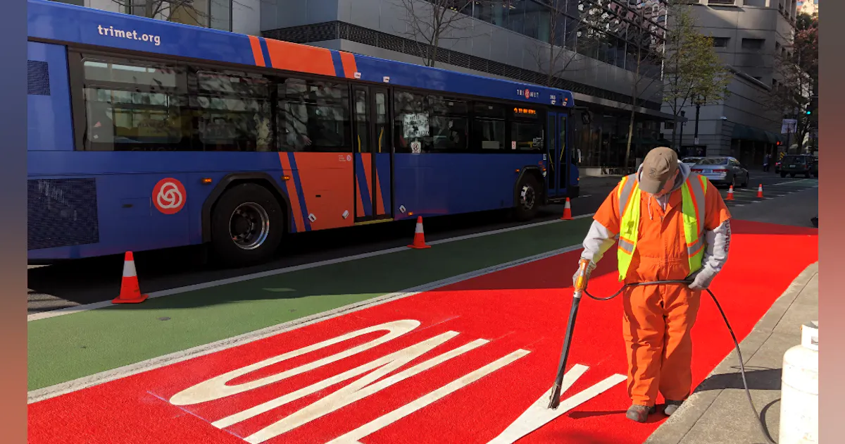 Trimet Bus Ride Red means go for TriMet buses: New Rose Lanes improve bridge access ...