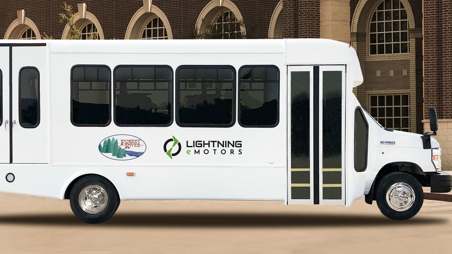 Lightning 6113e83f74f51