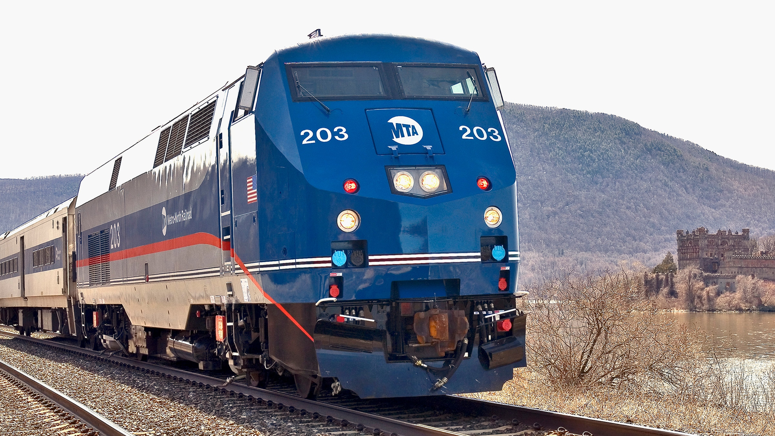 The Metro-North Hudson Line includes three stations with access to the Fjord Trail: Cold Spring, Beacon, and, once reopened, the Breakneck Ridge station.