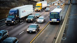 Bos 0027 Pace Bus On Shoulder 6196848c531ec Bos 0027 Pace Bus On Shoulder 6196848c531ec