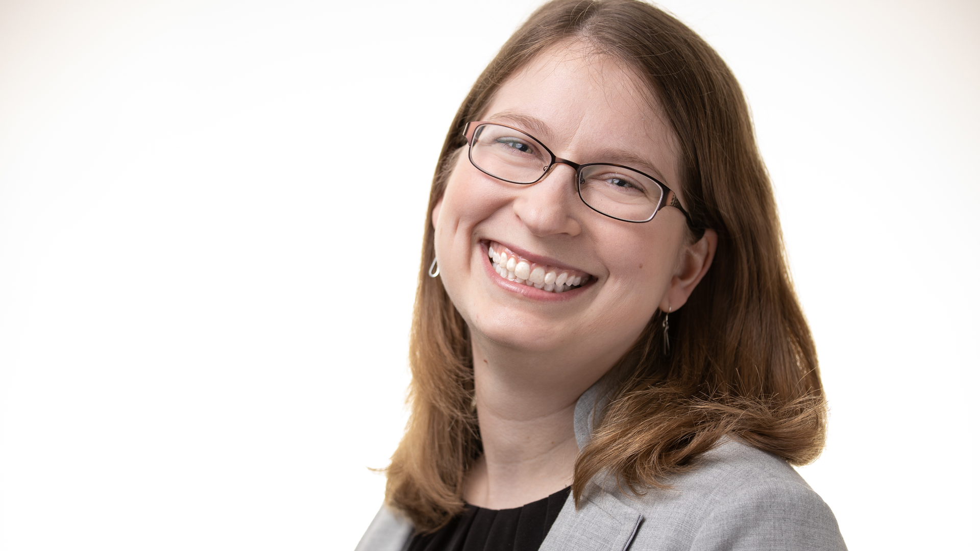 Carrie Desmond, P.E., Principal Engineer &ndash; Electric Bus Infrastructure, Metro Transit