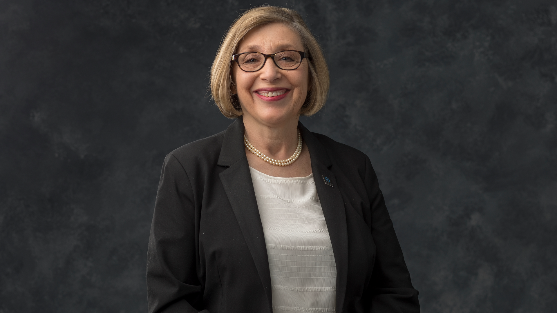 Current General Manager and Chief Operating Officer Melinda Metzger will assume the role of interim executive director effective Jan. 1, 2022.