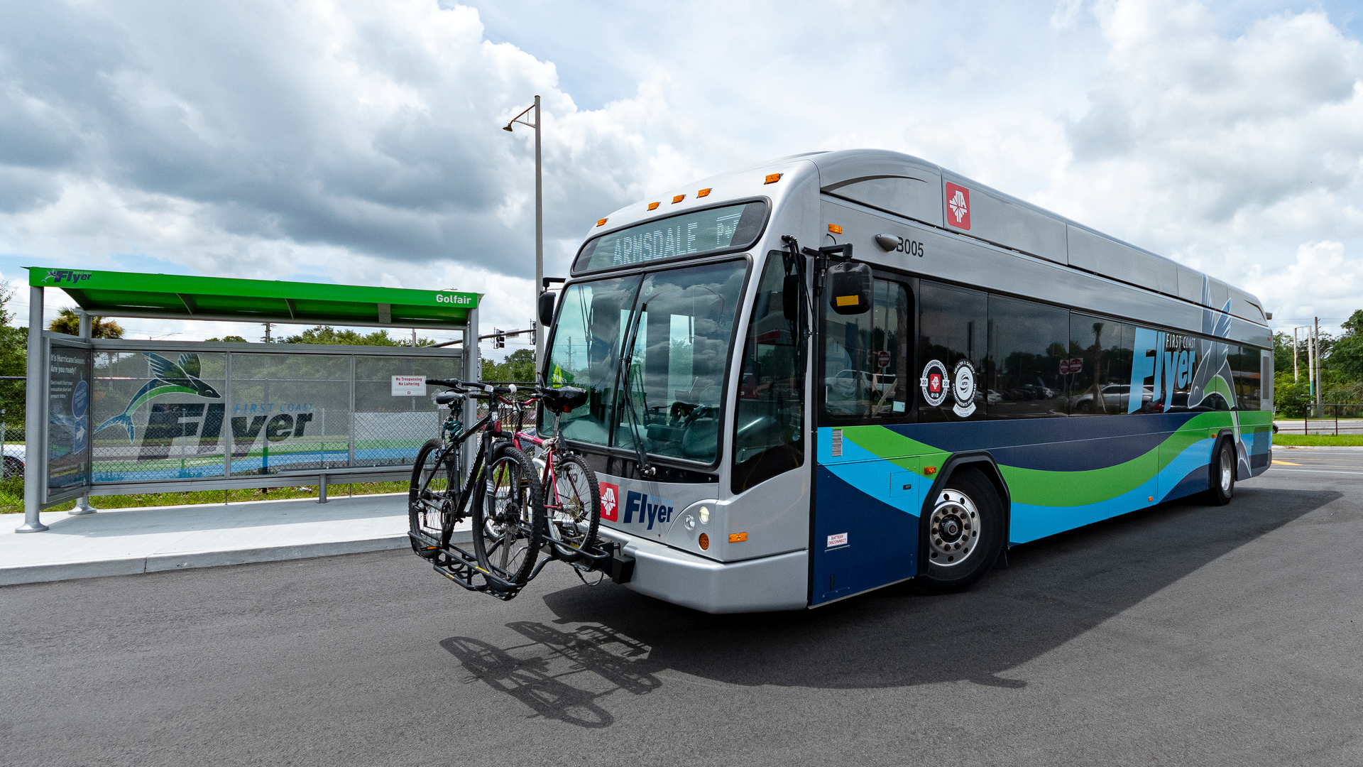 JTA's First Coast Flyer Orange Line is a 13-mile BRT route that connects Downtown Jacksonville to Orange Park.