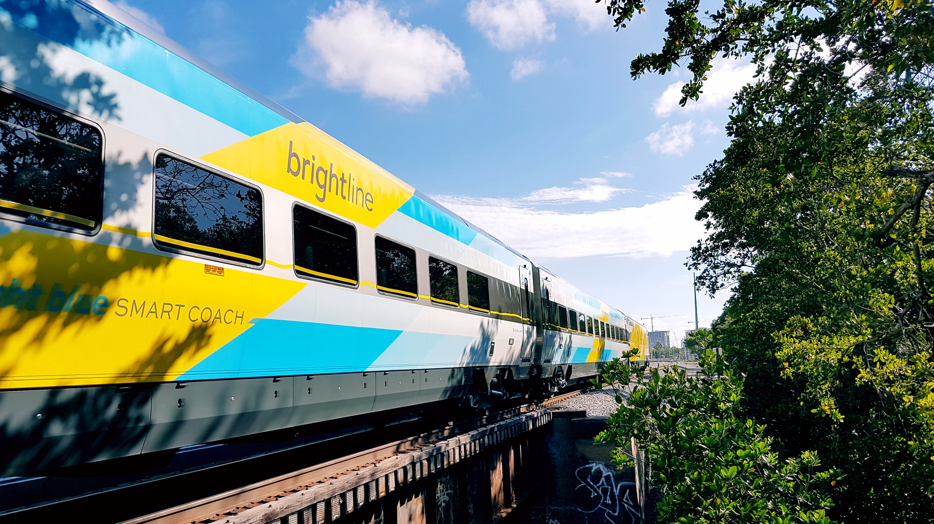 Bright%20 Blue%20at%20 Bridge%202%20 Brightline Credit