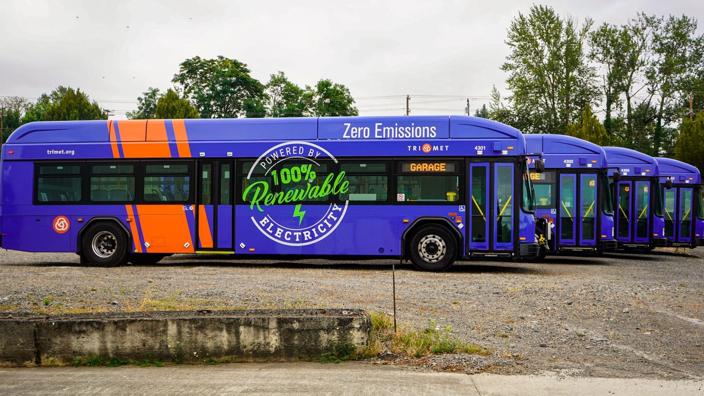 Gillig Ebuses 1536x817 Tri Met