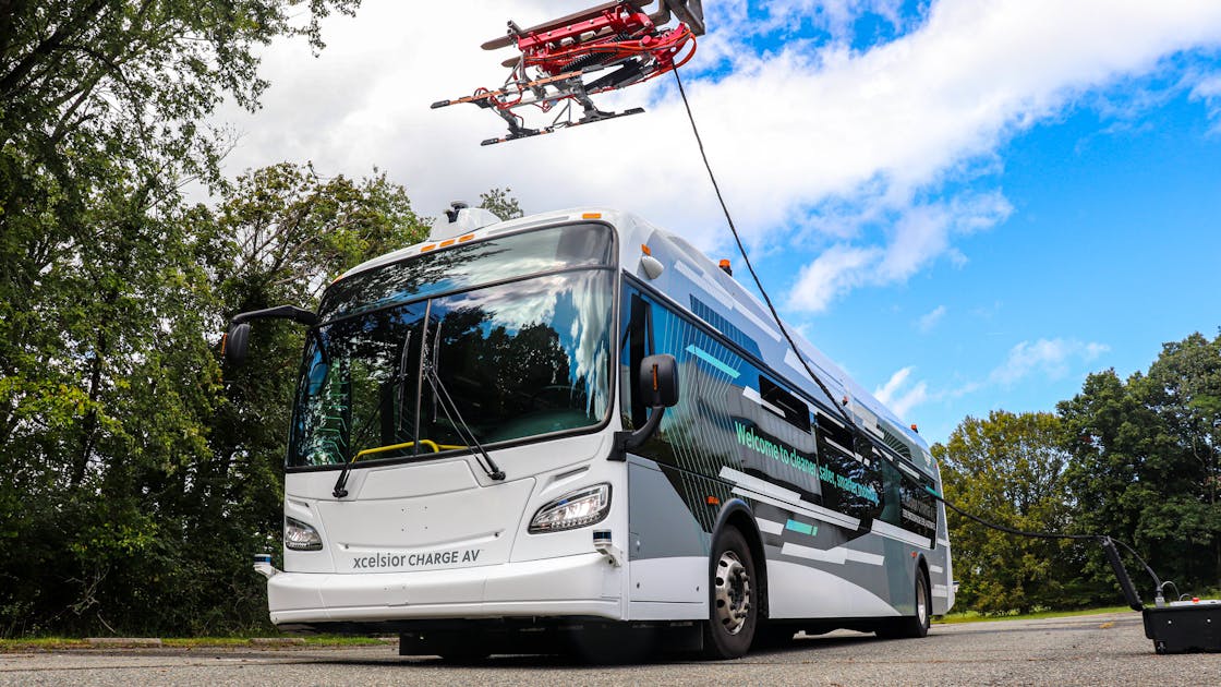 Achieving Low-Carbon Benefits from Bus Yard Automation - Mass Transit Magazine