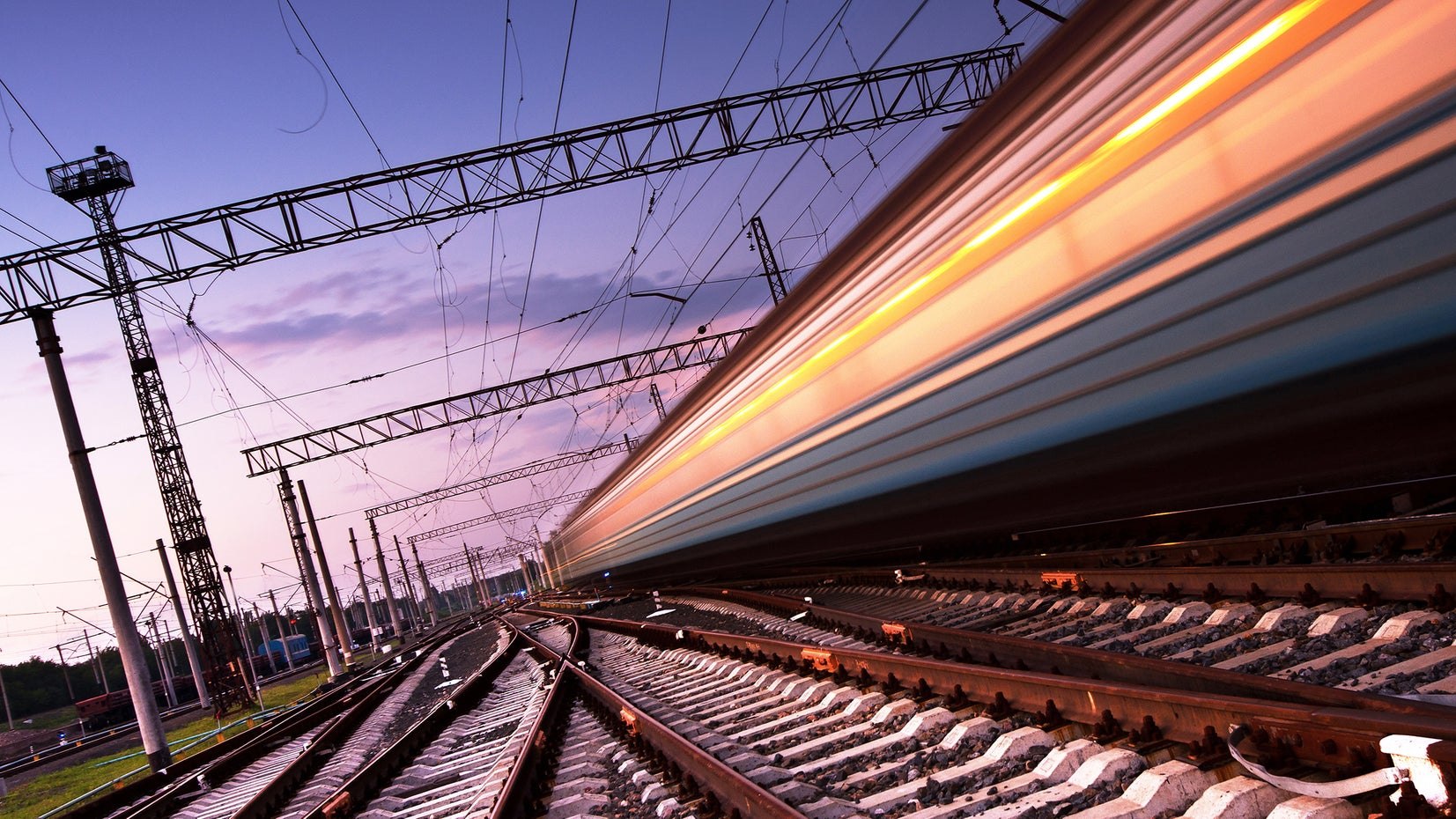 Train Blur Bentley 628be79518ab5