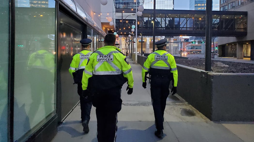 Edmonton City Council adopts updated passenger conduct bylaw Mass Transit