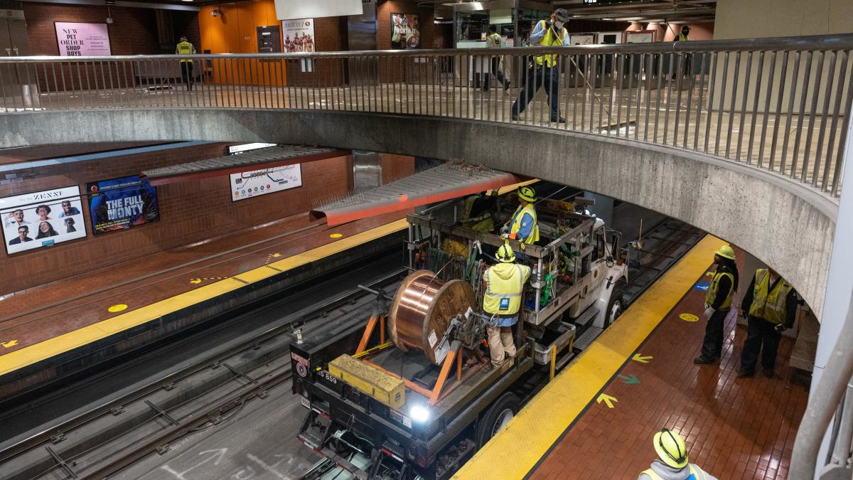 Blog Fixitweek 220419 20 Metro Work 18 0 Sfmta