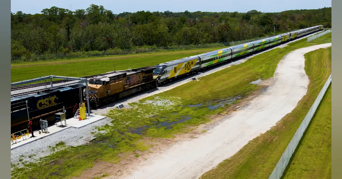 Brightline takes delivery of two trains from Siemens | Mass Transit