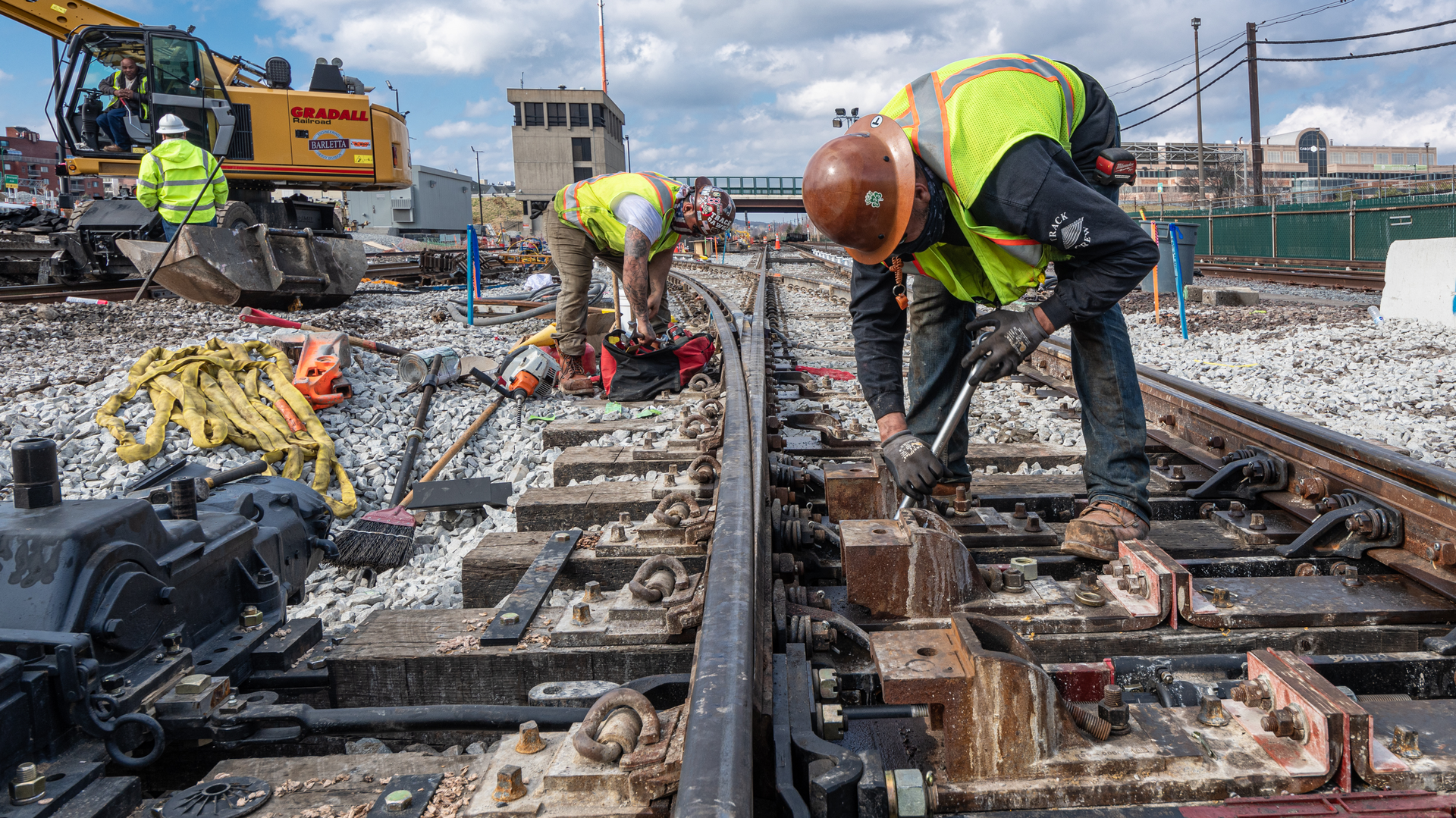 Fz 00h Xxea Ae Ezf Mbta 62fa61fd044ac