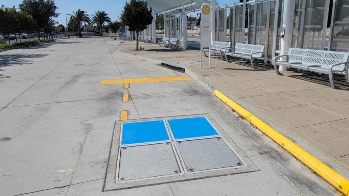 Curtola Inductive Charger 2022 1 1151x1536 Sol Trans 6331c887d99db