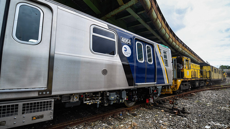 MTA exercised an option on an existing contract with Kawasaki Rail Car to order an additional 640 R211 rail cars.