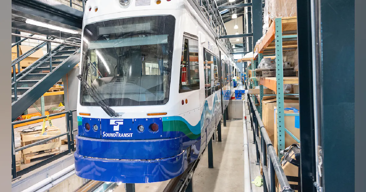 South Transit’s T Line Hilltop Tacoma Link Extension equips last light ...