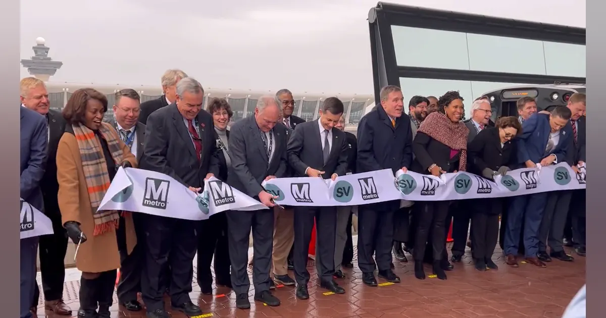 WMATA Opens Silver Line Extension Mass Transit wmata-opens-silver-line-extension-mass-transit