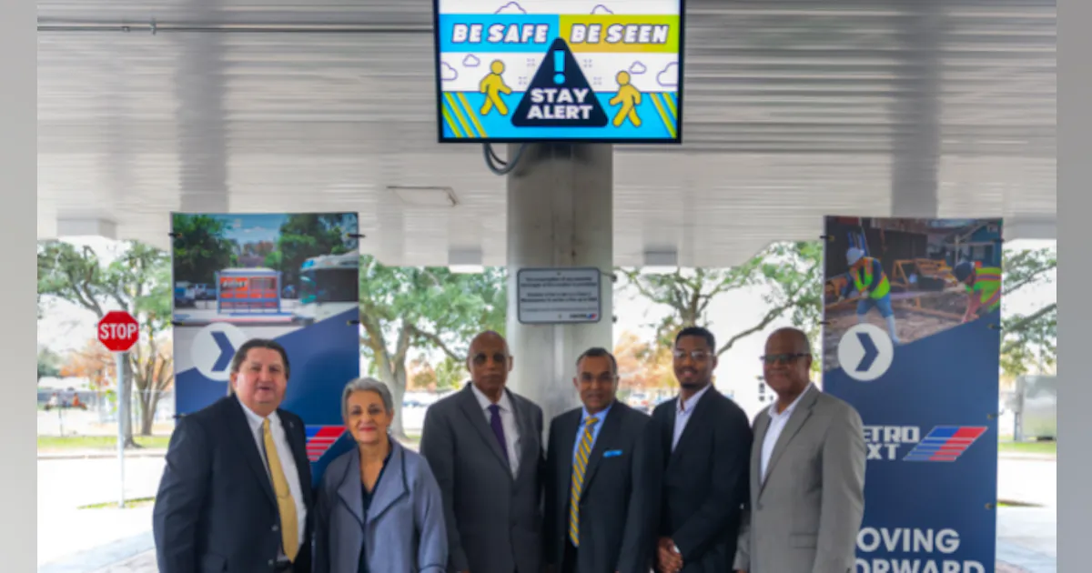 Houston Metro outfits Hiram Clarke Transit Center with new digital ...